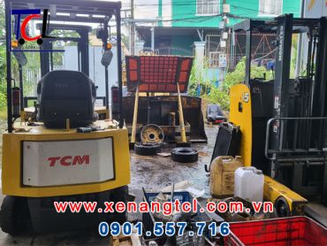 Dịch Vụ Sửa Xe Nâng Tại Bình Dương Uy Tín, Nhanh Chóng