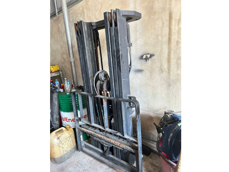 Sửa chữa phụ tùng xe nâng